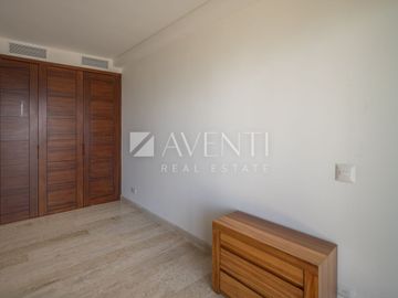 Departamento en venta en marina condos, Puerto Cancún Quintana Roo.