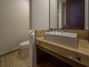 Departamento en venta en marina condos, Puerto Cancún Quintana Roo.