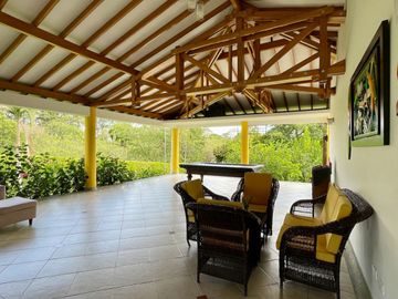 Majestuosa casa campestre vía Alcala ideal para Hotel Campestre. Hacienda Cafetera. Pereira - Colombia.