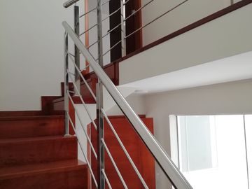 Dúplex estreno, con 02 estacionamientos, San Isidro