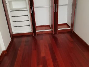 Dúplex estreno, con 02 estacionamientos, San Isidro
