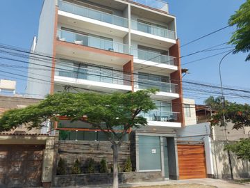 Dúplex estreno, con 02 estacionamientos, San Isidro