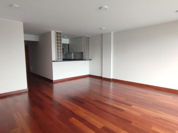 Dúplex estreno, con 02 estacionamientos, San Isidro