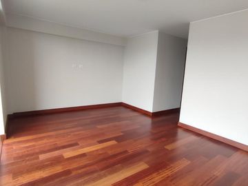 Dúplex estreno, con 02 estacionamientos, San Isidro