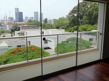 Dúplex estreno, con 02 estacionamientos, San Isidro