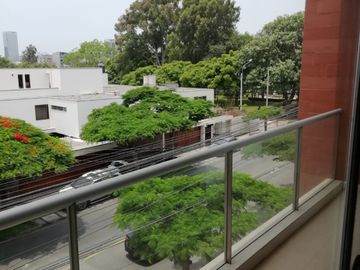 Dúplex estreno, con 02 estacionamientos, San Isidro