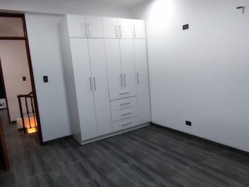 VENDO CASA DE DOS PISOS EN ESTRENO CERCA A PARQUE EN LA ENTRADA DE BOULEVARD PARK PLAZA