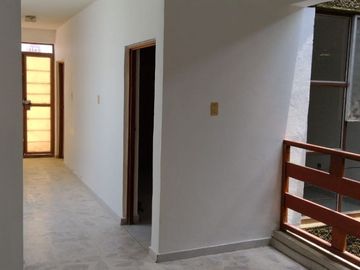 CASA EN VENTA CHAPULTEPEC ORIENTE - 6 REC A DOS CUADRAS BLVD GARCIA DE LEON
