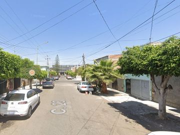 ¡¡Gran oportunidad¡¡ Inigualable y amplia casa en Remate en Lomas de Casa Blanca, Santiago de Querétaro, Qro!!