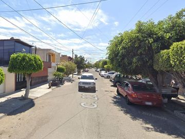 ¡¡Gran oportunidad¡¡ Inigualable y amplia casa en Remate en Lomas de Casa Blanca, Santiago de Querétaro, Qro!!