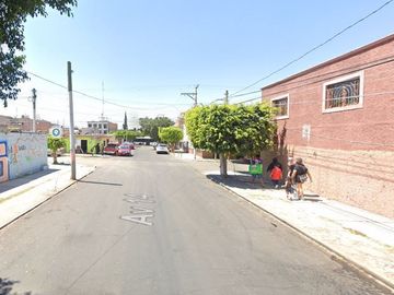 ¡¡Gran oportunidad¡¡ Inigualable y amplia casa en Remate en Lomas de Casa Blanca, Santiago de Querétaro, Qro!!