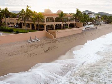 VENTA-Casa frente al Mar, El Delfin, Mazatlan, Sinaloa