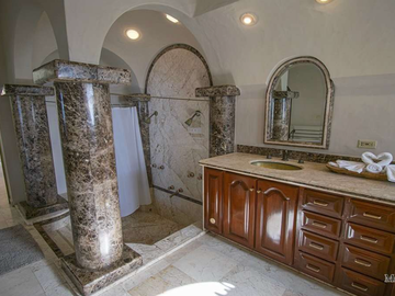VENTA-Casa frente al Mar, El Delfin, Mazatlan, Sinaloa