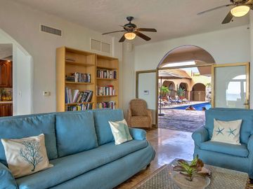 VENTA-Casa frente al Mar, El Delfin, Mazatlan, Sinaloa