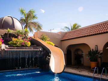 VENTA-Casa frente al Mar, El Delfin, Mazatlan, Sinaloa
