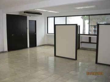 Edificio en venta. Domingo Borrego, Arboledas. Villahermosa.