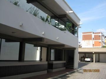 Edificio en venta. Domingo Borrego, Arboledas. Villahermosa.