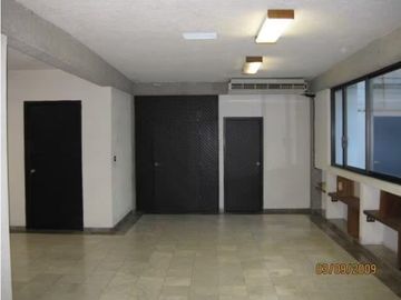 Edificio en venta. Domingo Borrego, Arboledas. Villahermosa.