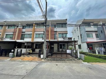 ขายทาวน์โฮม ทาวน์พลัส เทพารักษ์ บางพลี ใกล้โรงบาลบางนา 5 ใกล้บิ๊กซี บางพลี