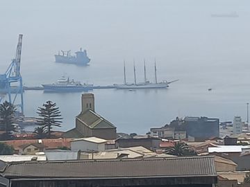 Valparaiso. ¨Preciosa casa de 200 m2 . Preciosa vista