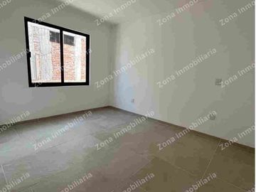 CASA EN VENTA EN RESIDENCIAL LOMBARDIA IRAPUATO