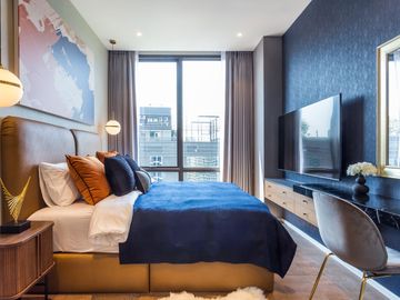 Spacious and modern 1 bedroom freehold condo in Langsuan