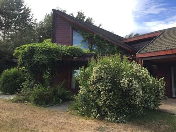 casa de ensueño  con vista panoramica al Lago Villarrica / sector club de campo