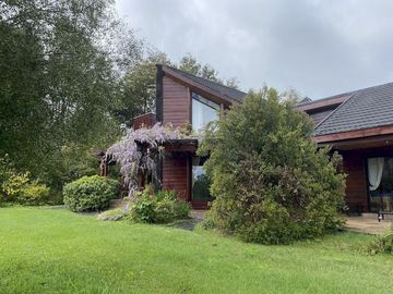 casa de ensueño  con vista panoramica al Lago Villarrica / sector club de campo