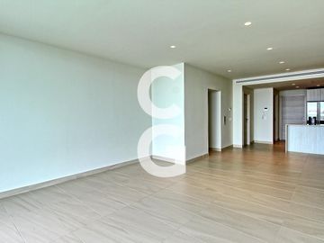 Departamento en Venta en Cancún en SLS Marina Beach Puerto Cancún con Terraza