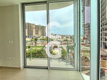 Departamento en Venta en Cancún en SLS Marina Beach Puerto Cancún con Terraza