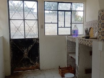 SE VENDE COMO TERRENO CARR FED CVACA-MEX KM 70 A 1,200 DE BUENAVISTA