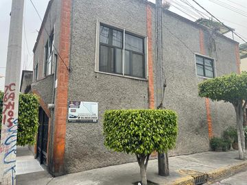 Casa en Venta, Ampl. Cd. Lago, Nezahualcóyotl, Edo. de Méx.