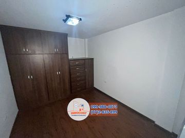 CASA DE 6 DORMITORIOS en venta, Sector Totoracocha C1070