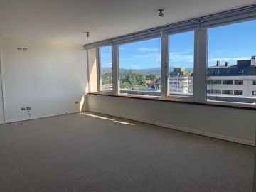 Excelente departamento central en venta
