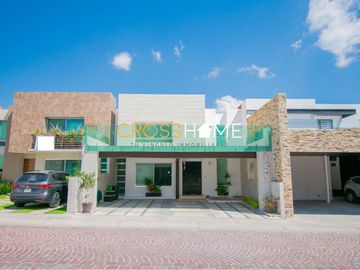 ¡Gran oportunidad! Casa en Venta en Juriquilla, Querétaro.