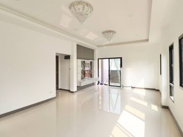 Nordic House Style with 3 bedrooms  For sale in Mueang Chiang Mai District the most convenient