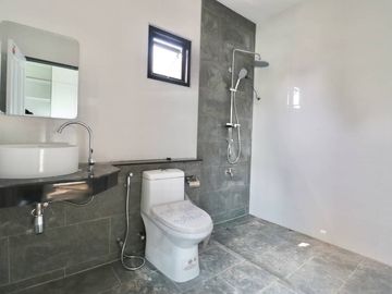 Nordic House Style with 3 bedrooms  For sale in Mueang Chiang Mai District the most convenient