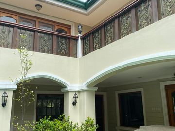5 Bedroom house for sale at Ayala Alabang