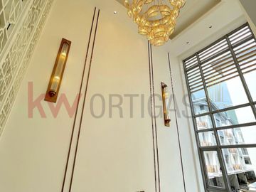 Brand New European Style Townhouses in San Juan City for Sale