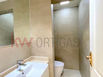 Brand New European Style Townhouses in San Juan City for Sale
