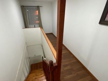 VENDE HERMOSA Y AMPLIA CASA (TALCA)