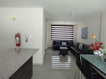 CALDERÓN VENDO CASAS VIP A ESTRENAR