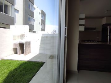 CALDERÓN VENDO CASAS VIP A ESTRENAR