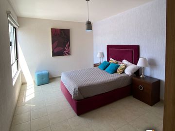 INCREIBLE Y ESPACIOSA CASA MUY CERCA DE ZONA INDUSTRIAL.
