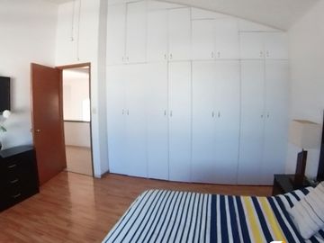 Casa con Alberca y Jacuzzi en Perfectas Condiciones en Av,Himalaya Dentro de Privada segura y silenciosa