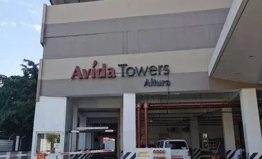 Ayala Condo studio fully furnished for sale in Muntinlupa