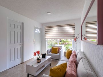 Casa en Venta con alberca de 3 recamaras a 15 minutos de Cuernavaca, en Emiliano Zapata Morelos