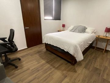 CASA EN VENTA PARQUE NUEVO LEÓN LOMAS DE ANGELÓPOLIS, CERCA DE PLAZAS COMERCIALES SUPERMERCADOS Y ESCUELAS, A UNOS METROS DE NUEVO CHEDRAUI SELECT