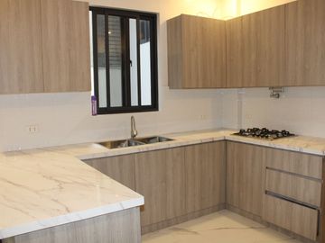 2-Storey Four Bedroom Brand New House and Lot for SALE in Angeles City near SM Telebastagan