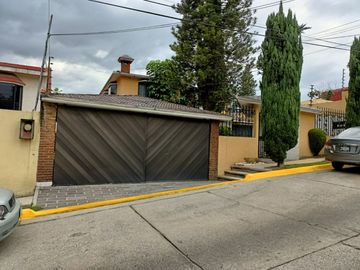 VENTA DE CASA E3N AV DE LA HACIENDA TARIMORO # 42, COL. LOMA DE LA HACIENDA, ATIZAPAN DE ZARAGOZA